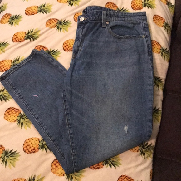 Gap Sexy Boyfriend Jeans - Picture 2 of 5